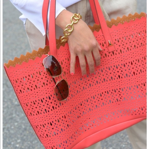 Stella & Dot Handbags - Avalon Tote - Geranium | Stella & Dot